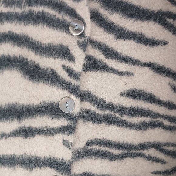 UEC Parisian Signature Animal Print Angora Button up cardigan Sweater sz Large - Picture 4 of 12